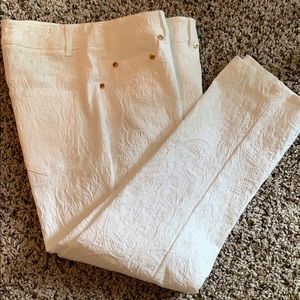 🌿2/$10 Textured white straight leg pants